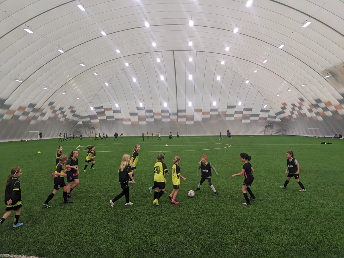 Festive Fun morning for our @CantonLiberalFC girls teams in the fantastic @HouseofSportCDF Dome 🤩 We ran races, used a size 15 football and of course played matches ⚽🥅 Great way to end the year for this hard working and determined bunch of players Well done girls 🙌 #ForHer