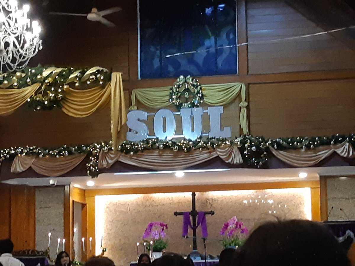 Imelda_Simare's tweet photo. Sekali nya Ibadah Offline setelah lama gak Gereja, sekalian Ikutan Perayaan Natal RNHKB Kebayoran Selatan. 

SOUL = Cinta Kasih Kristus Yang Menggerakkan Persaudaraan  

Selamat Natal semuaa ~~ ❤❤ https://t.co/waCF4q4yLZ