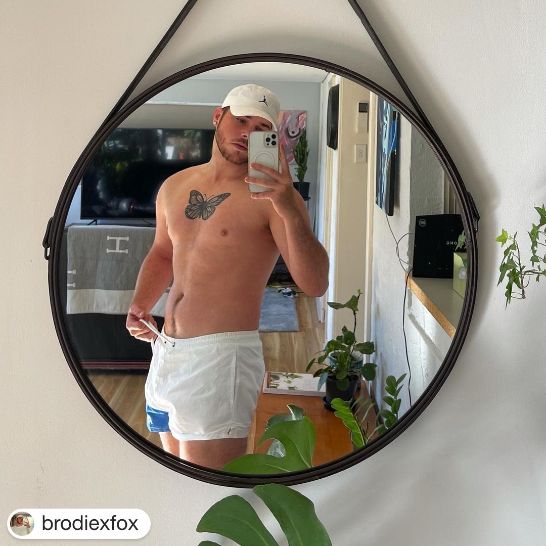 aussieBum's tweet photo. The "Butterfly Effect" in Launch Shorts by @brodiefox
#aussieTribe #LaunchShorts #mensswimwear #mensclothing #tatted #butterflyeffect https://t.co/DdJdnXmB33