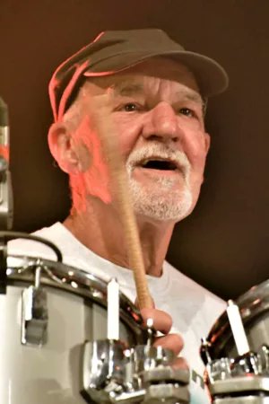 Happy Birthday  Clive Bunker
JETHRO TULL 