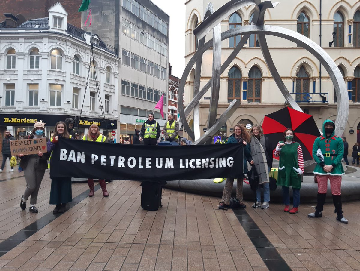 yca_ni's tweet photo. Community groups and environmentalists gathered yesterday in support of banning petroleum licensing. We will not allow our communities to be poisoned. @niexecutive @duponline @belfastsinnfein #StopPetroleumLicenses #StopFrackingNI https://t.co/gBwKrtS4oX