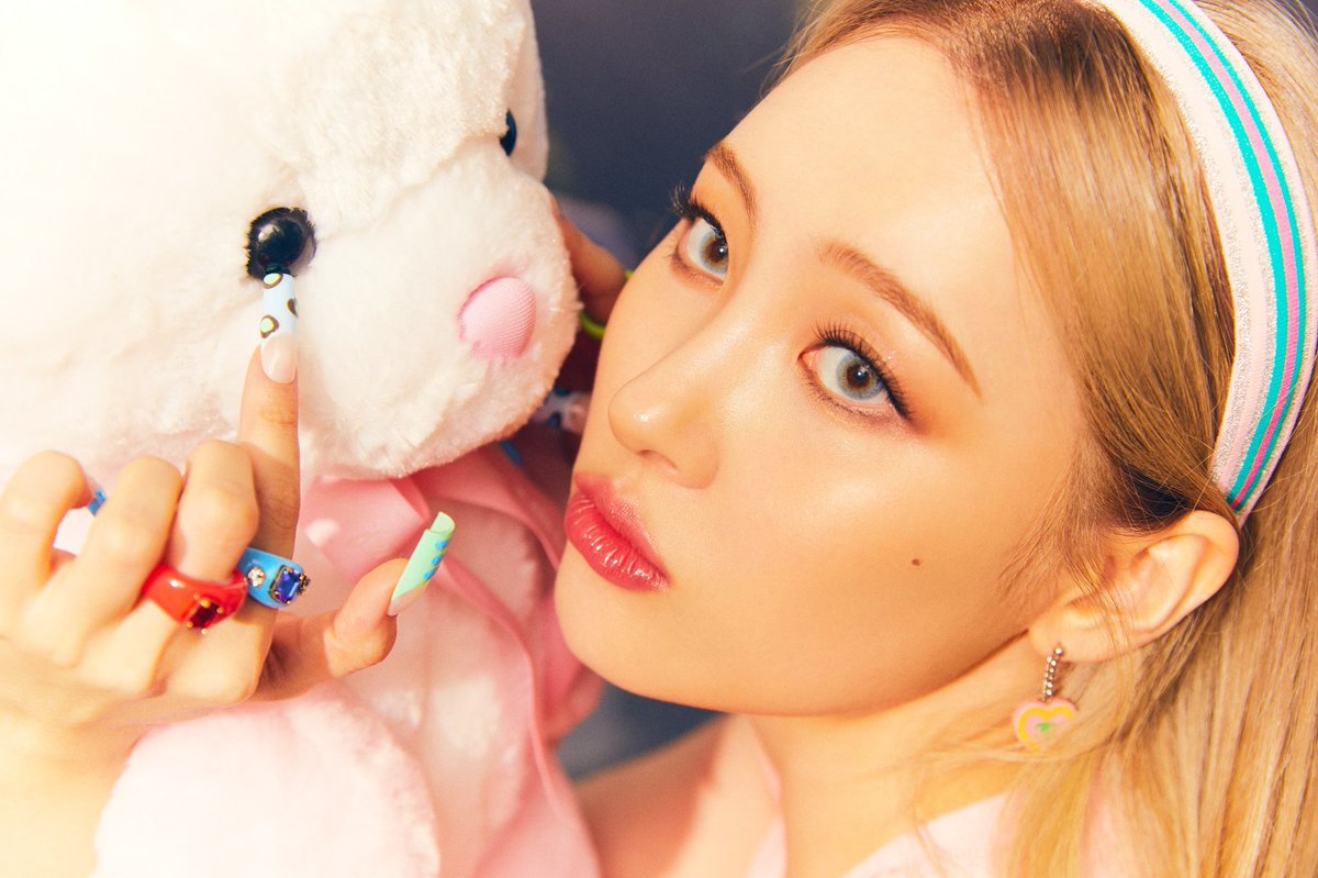 WG_Thailand's tweet photo. [SUNMI] ซอนมี มีชื่อเข้าร่วมงาน 'KBS Gayo Daechukje'
วันที่ 17 ธันวาคม เวลา 20.30 น.(ตามเวลาเกาหลี)

#SUNMI #선미 https://t.co/Ek4ix9Mk73