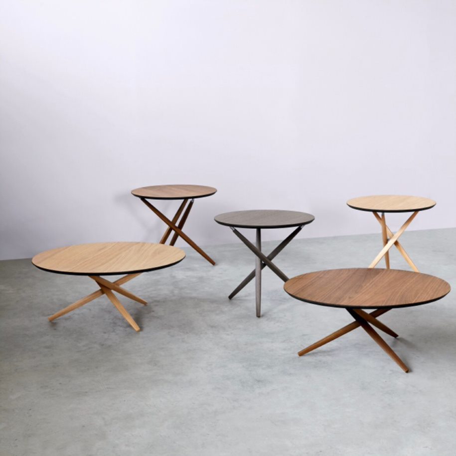 dutchdipnl's tweet photo. Ook zo dol op tafeltjes? De 'Pico' van Sculptures Jeux kun je overal toepassen. Kom langs in onze Studio in Buren; daar kunnen we je verschillende modellen tonen.
#interieur #tafeltjes #bijzettafel #houtentafel #wooninspiratie #leemwonen #leemwonenblogazine #leemwonenmagazine https://t.co/Ku4RfEbSHH