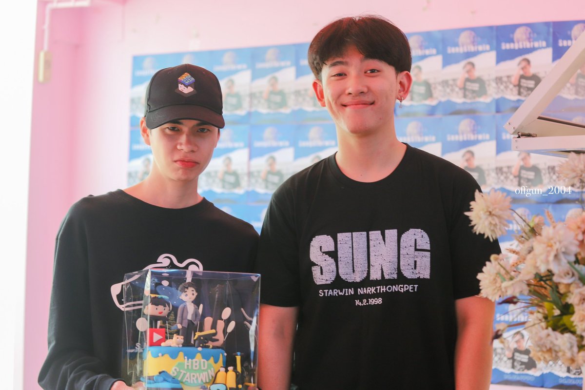 brightwin_bkpp's tweet photo. เขินไม่ไหนเบยยยย😝🤍 
#ซุงบูม https://t.co/uakrgNYTh1