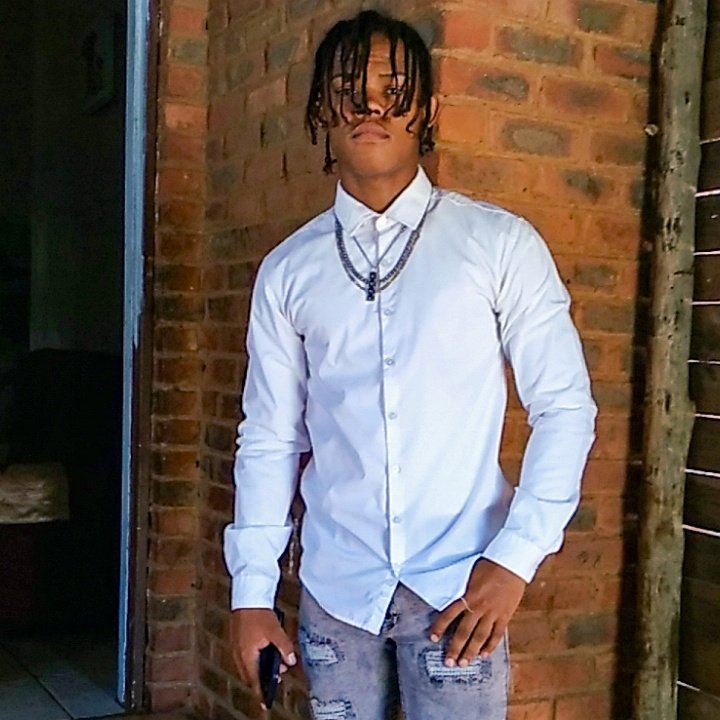Tosline_'s tweet photo. #NewProfilePic https://t.co/fu59vFjBCE