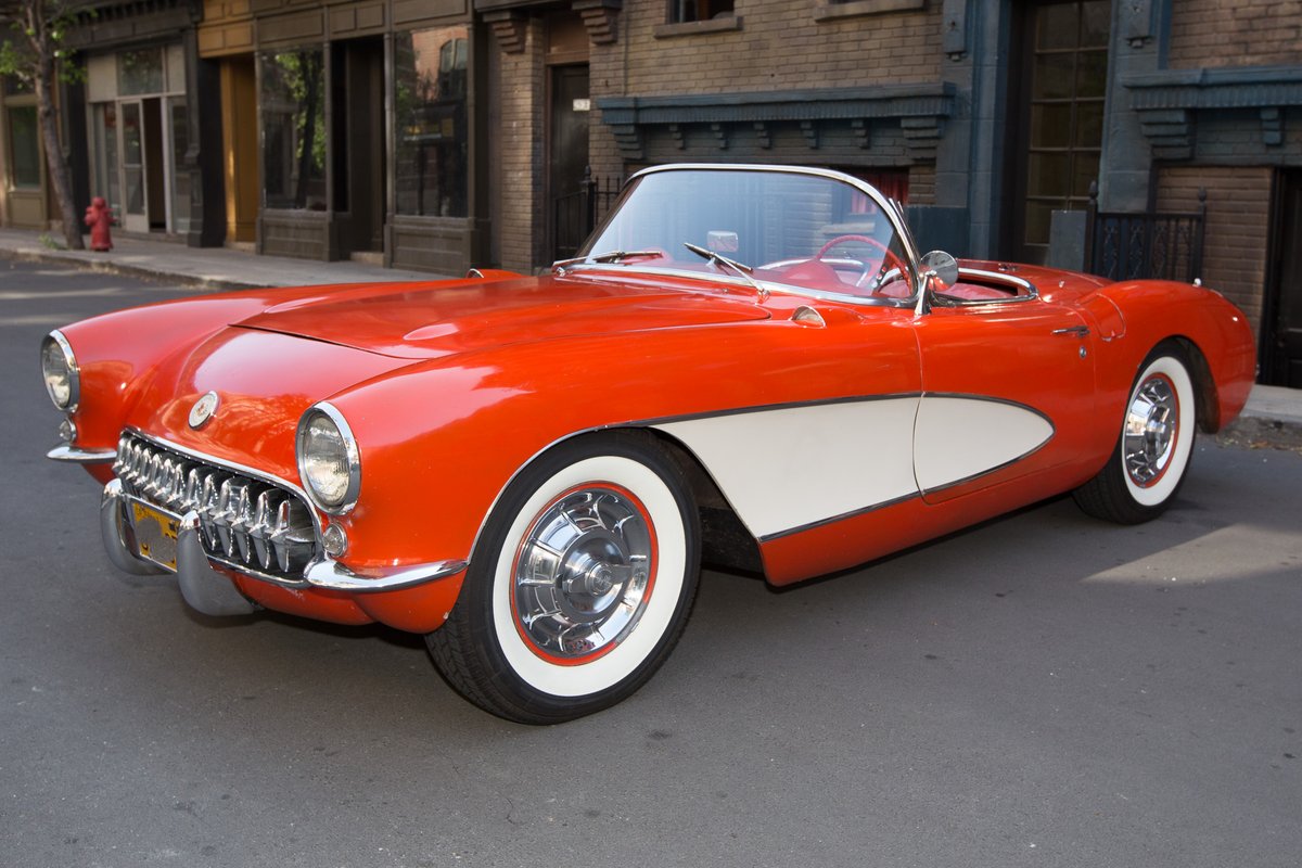 carpics8's tweet photo. 1956 Chevrolet Corvette 4-Speed
@Bringatrailer https://t.co/Ila7XvntKx