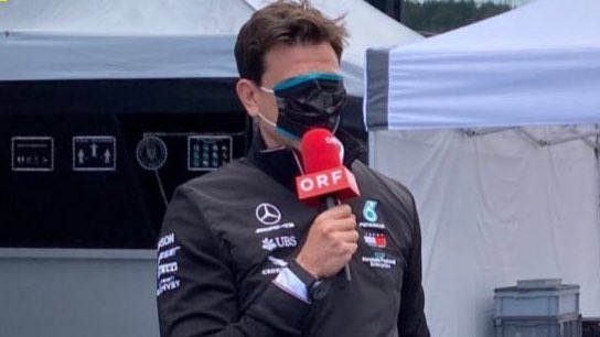 TomP1Bellingham's tweet photo. The stewards during every controversy between the title contenders https://t.co/9IeJvronnt