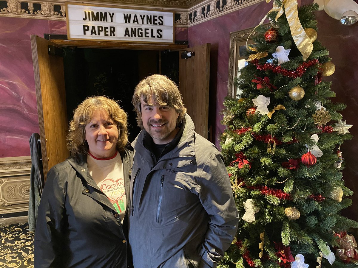 JackieMarushka's tweet photo. Thank you to everyone who came out to support @JimmyWayne yesterday and special thanks to #MeadowlarkLemonLegacyFoundation #ChikFilA #Santa #WZYX #TikiManRadio #WCDT #TheDUCKRadio
#CrossCountryUSAMagazine @HeraldChronicle  @bigdandbubba @devonoday @NC5_talktown We appreciate you! https://t.co/Bse2vIHlNw