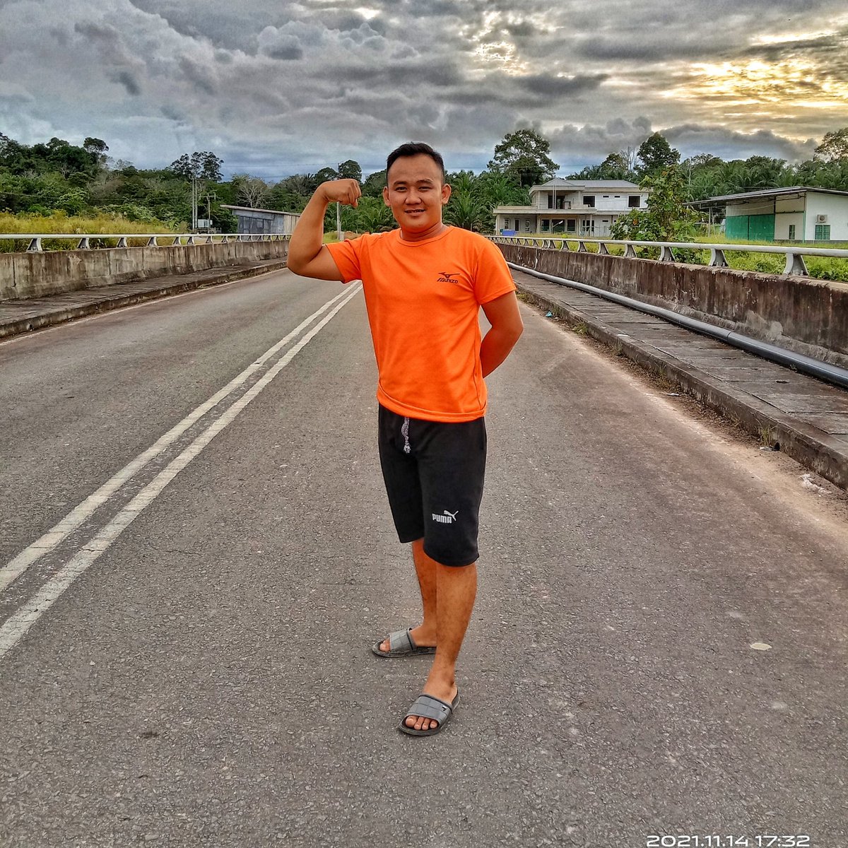 AndrewTimba's tweet image. #GambarProfilBaharu