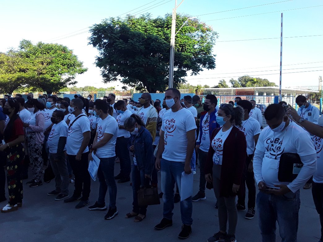 Con las palabras de recibimiento del Rector d la Universidad de Ciencias d la Cultura Física y el Deporte <a href="/silvano_Cuba/">Silvano Merced Len</a>, da inicio el III Pleno del Comité Nacional d la #UJC #VamosConTodo. #Cuba #60UJC <a href="/aylinalvarezG/">Aylín Alvarez García</a> <a href="/DiazCanelB/">Miguel Díaz-Canel Bermúdez</a>