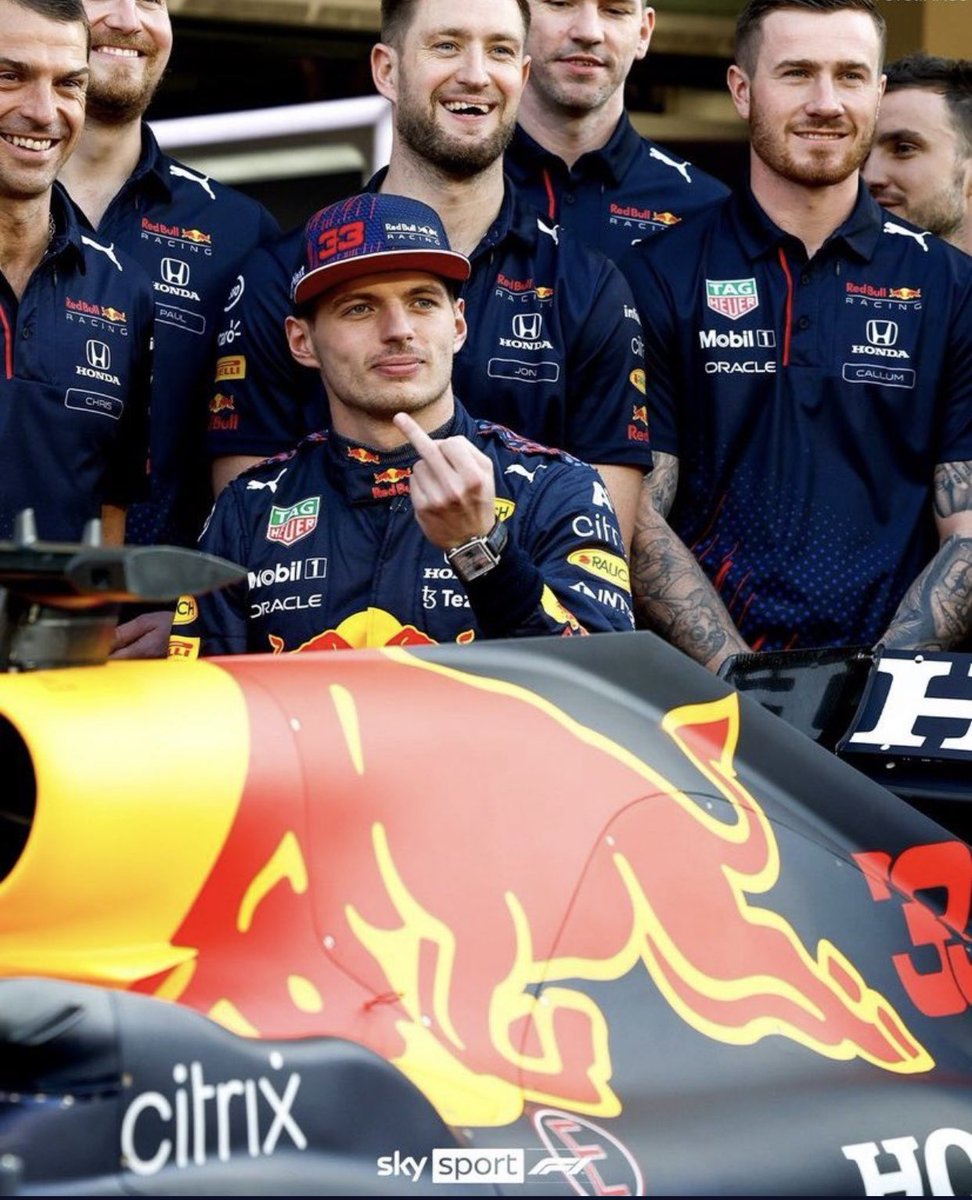 formulamv3's tweet photo. To the FIA😘 https://t.co/KZw4npcnTy