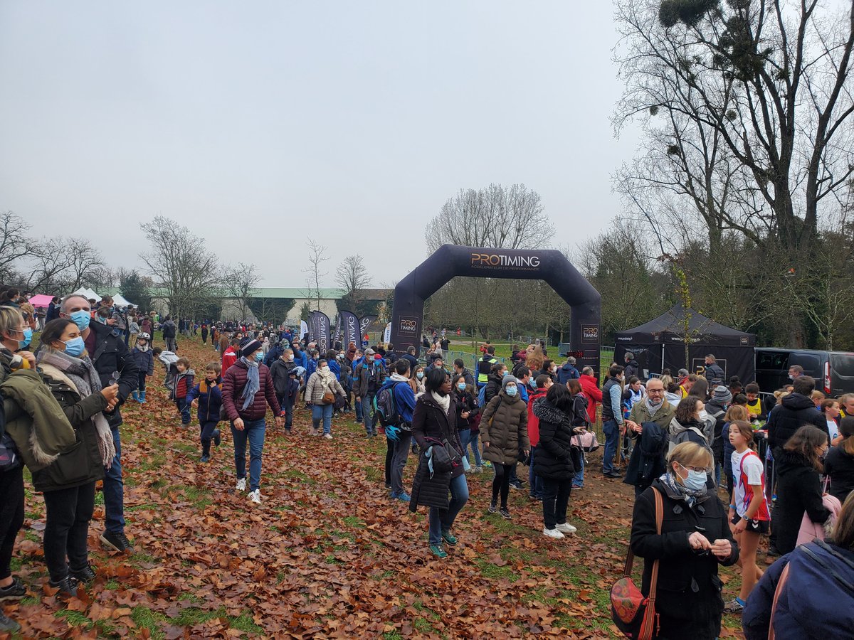 FlorianDarcos's tweet photo. @Villedebegles Ville Sportive. 🏃‍♀️🏃 
👏 présidente M. Watrice @CABeglais et son équipe. Quelle organisation! 
2 jours de fête sportive. 13 courses qui mettent en valeur tous les sportifs: jeunes, handi, relais, hommes, femmes... dans un magnifique lieu sportif: Mussonville. https://t.co/RregIVwvEx