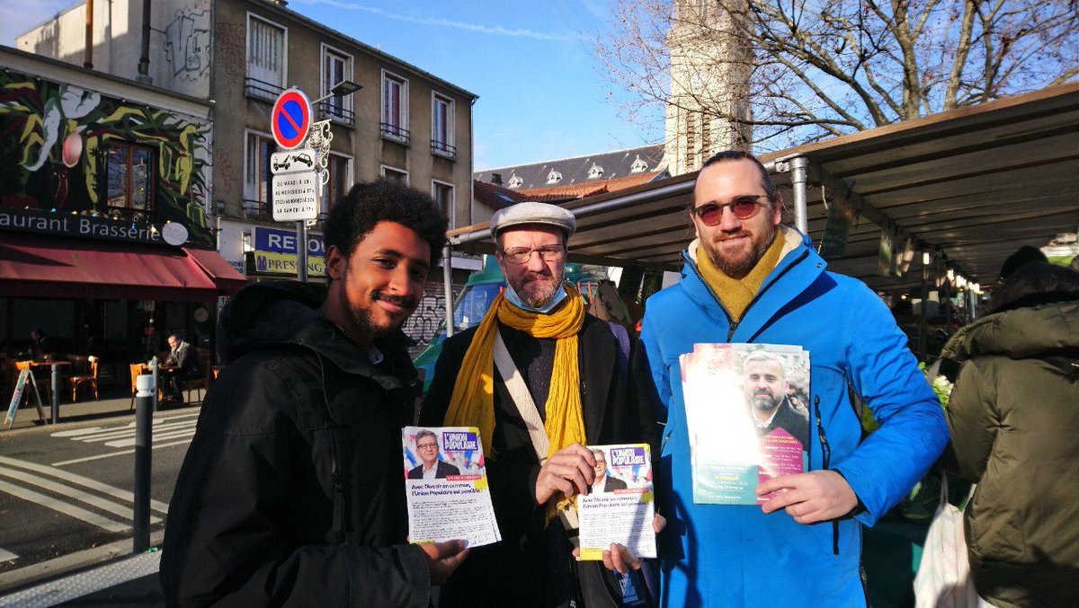 fimontreuil's tweet photo. Les militant·es insoumis·es de #Montreuil étaient présent·es hier au marché République et ce matin au marché Paul Signac. Echanges chaleureux et vente de 5 #programmemelenchon ! Bon dimanche à tous et toutes. https://t.co/gwmHiM11Gg
