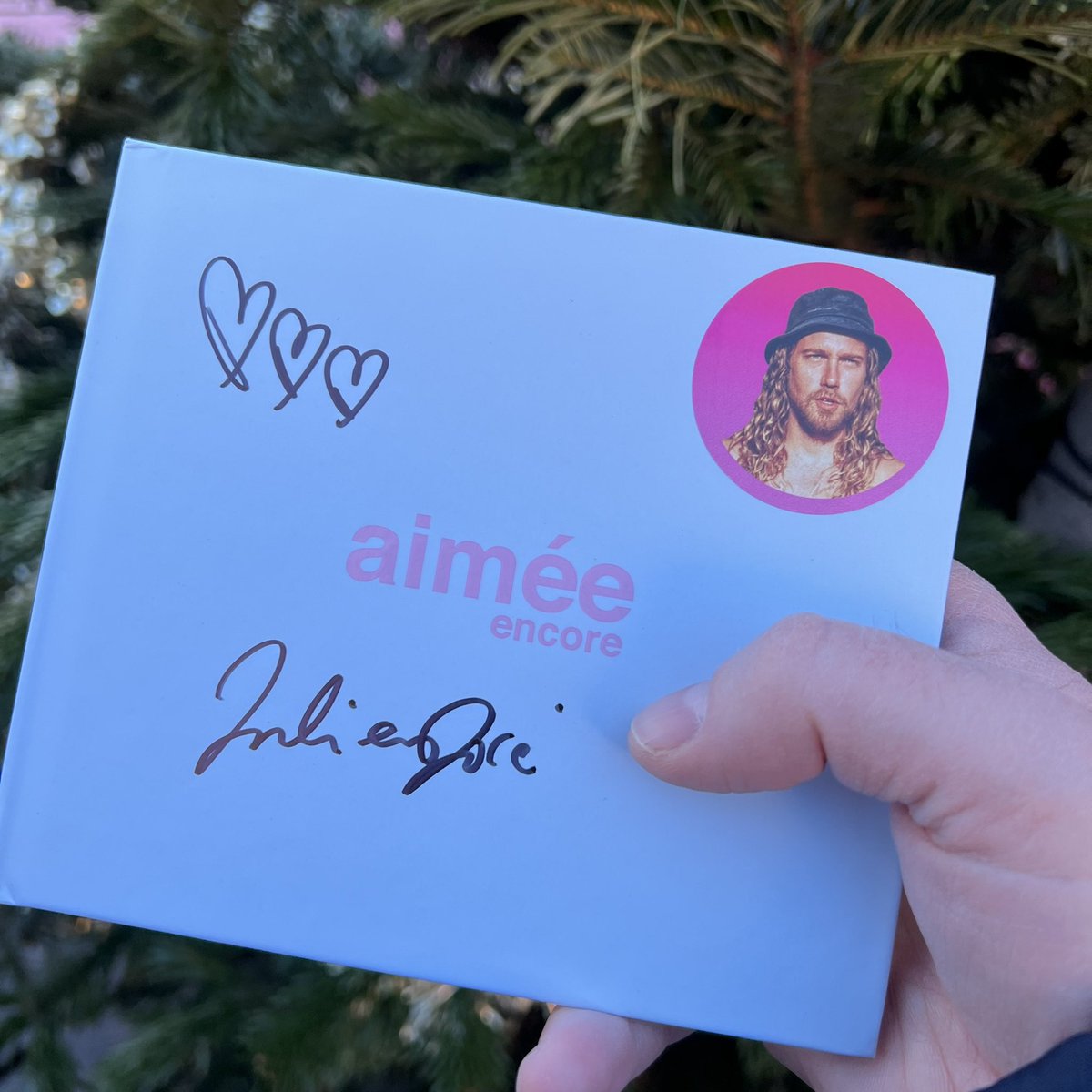 iStephane's tweet photo. Merci @jdoreofficiel ! #aimee https://t.co/0m43rtGpH5