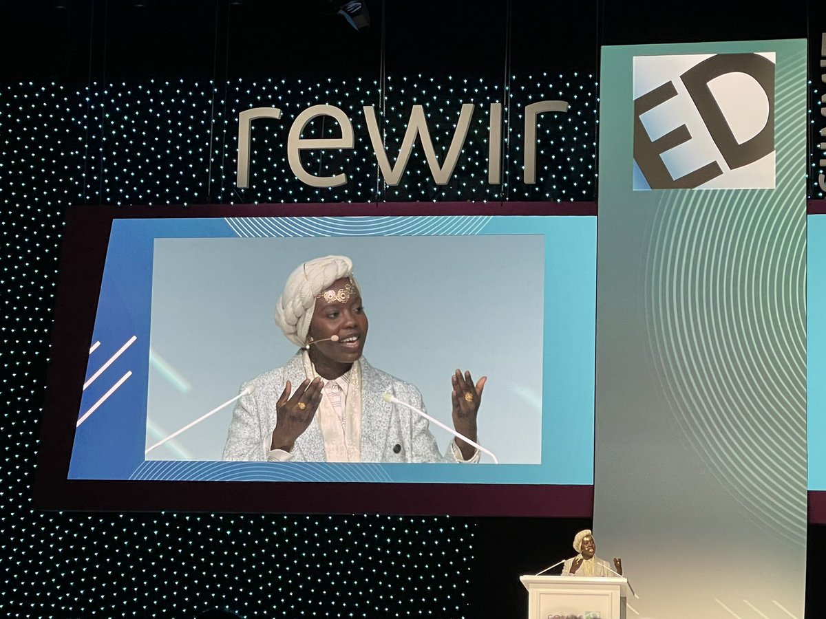 MariaNovkovic's tweet photo. .@EmiThePoet is here to share her poetry and passion for #socialchange with +1000 attendees of #RewirEdSummit ‘The death of potential is entirely preventable’ #ForEveryChild https://t.co/r6l8cWWZJM