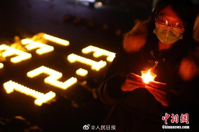 ANGELCH85676477's tweet photo. 我们不能替那30万死去的同胞说原谅，因为没有原谅这个词。我永远都无法想象，当他们面对侵略者举起的屠刀和泼下的火油，他们当时该何等绝望和恐惧…… https://t.co/rXIKfPxgXz