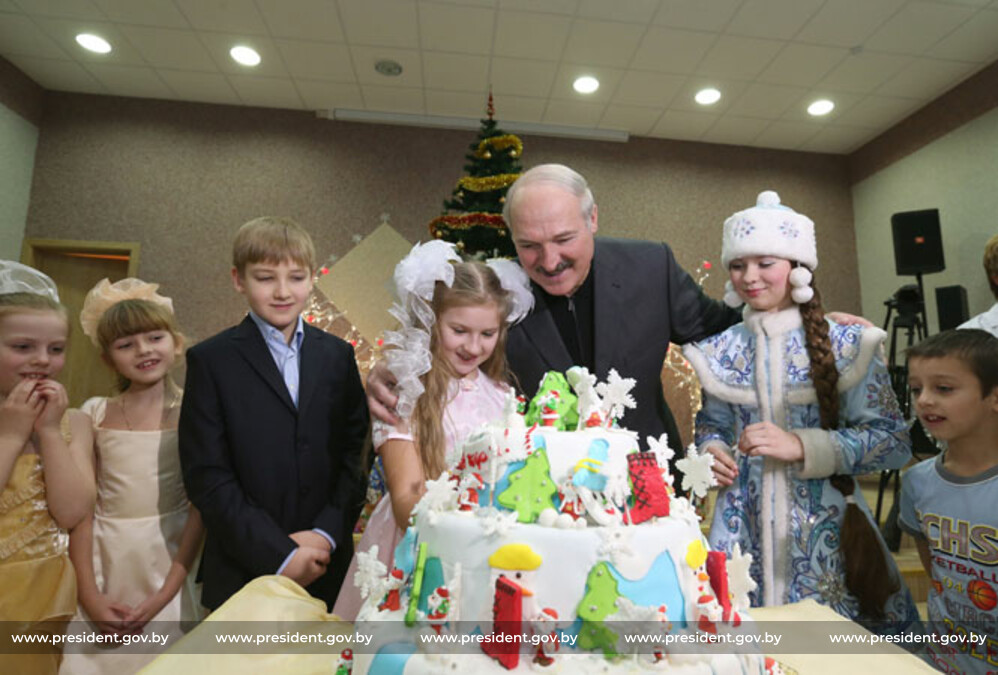 Дети лукашенко фото. Семья Лукашенко президента Белоруссии.