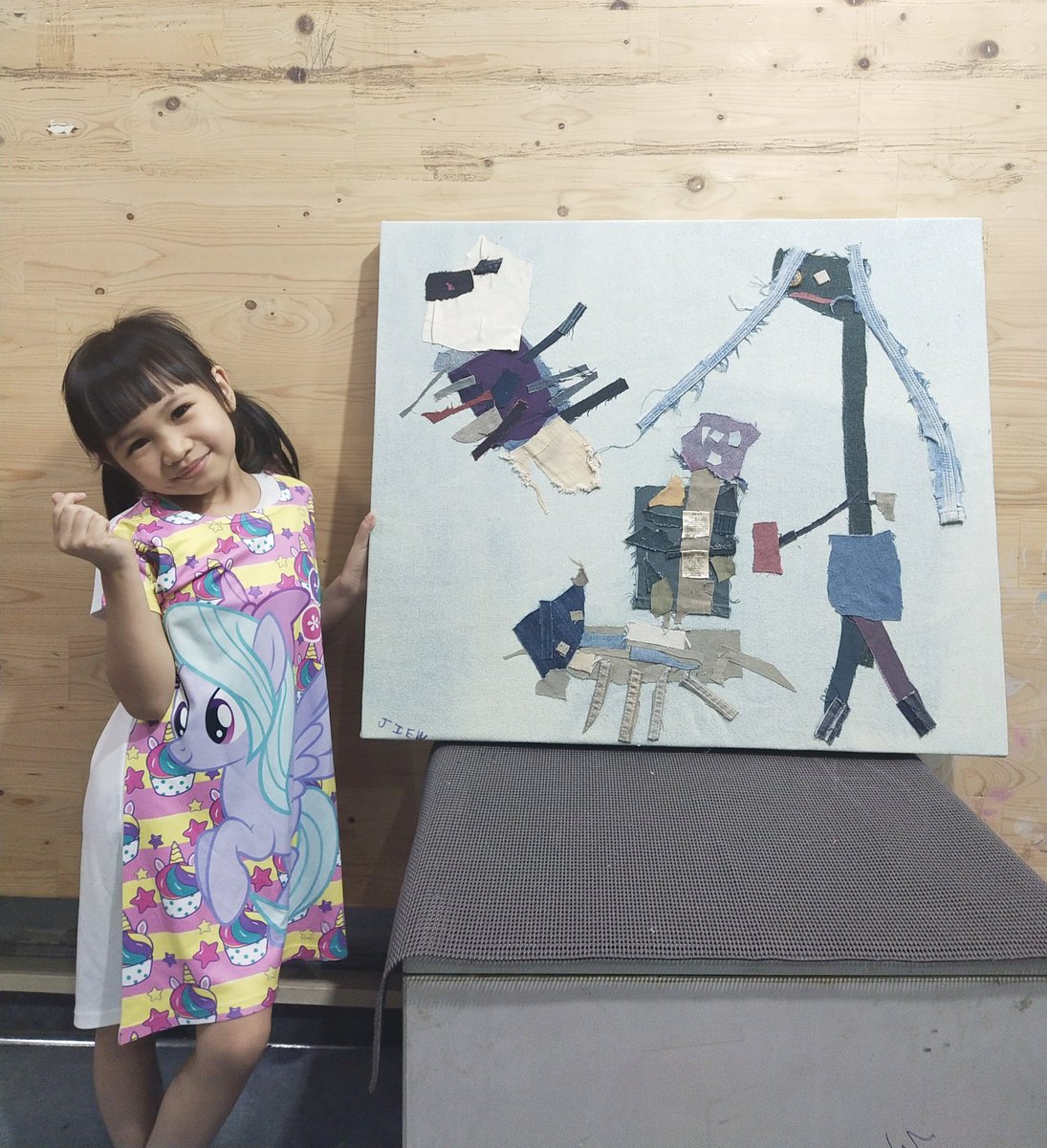BasDylan88's tweet image. My baby with her very first denim collage "The Princess and her monster friends"
Daddy is so proud of you 🤩
#NFTTHAILAND #NFT #NFTCommmunity #nftcollectors