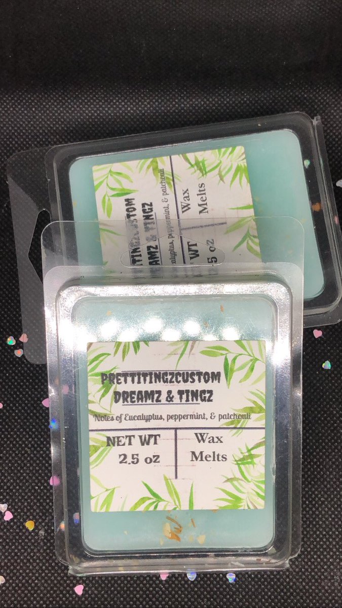 PRETTITinngz's tweet photo. Wax melts available in our 6 ps l clam shell easy to use and great long lasting aromas ! Order yours now 🎁 great stocking stuffers🛍 https://t.co/t8GMs4s7zc