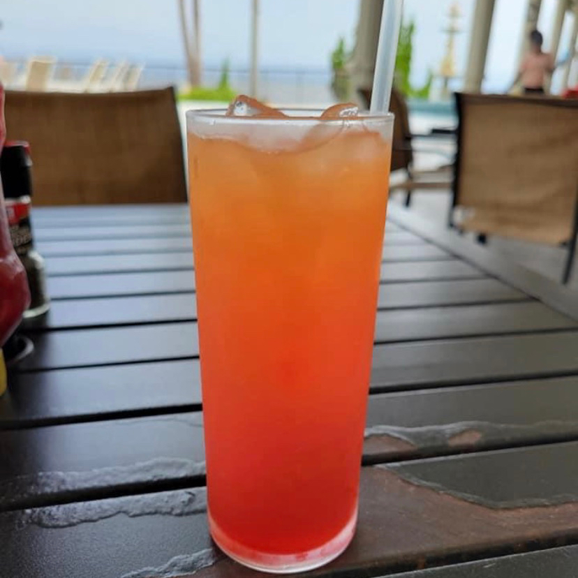 SunsetBayCafe's tweet photo. Mimosas a day keeps the doctor away! 
👩‍⚕️ 🥂 🍊 ❌
Stop by Sunset Bay Cafe today.
•
•
•
•
📸: Carol Ann Hanke
https://t.co/QrMQ9VLjtM https://t.co/Iyk26f2tJv