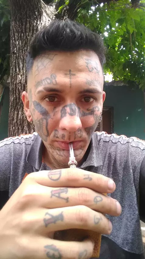 Wally_Tattoo's tweet photo. Amo matear los domingos a la mañana https://t.co/y2kAU3QFKW