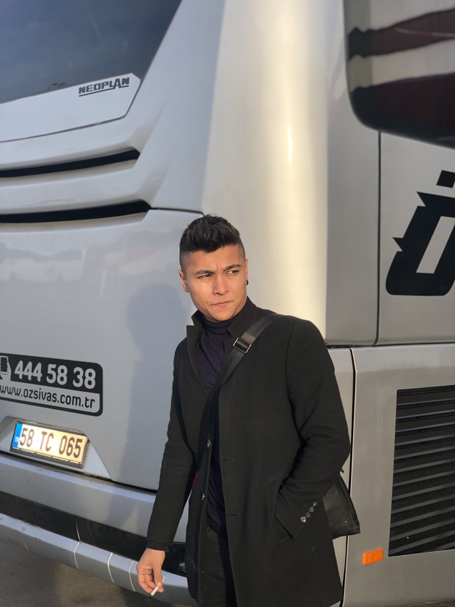 Md_sehzade's tweet photo. https://t.co/YpA3LQtarM