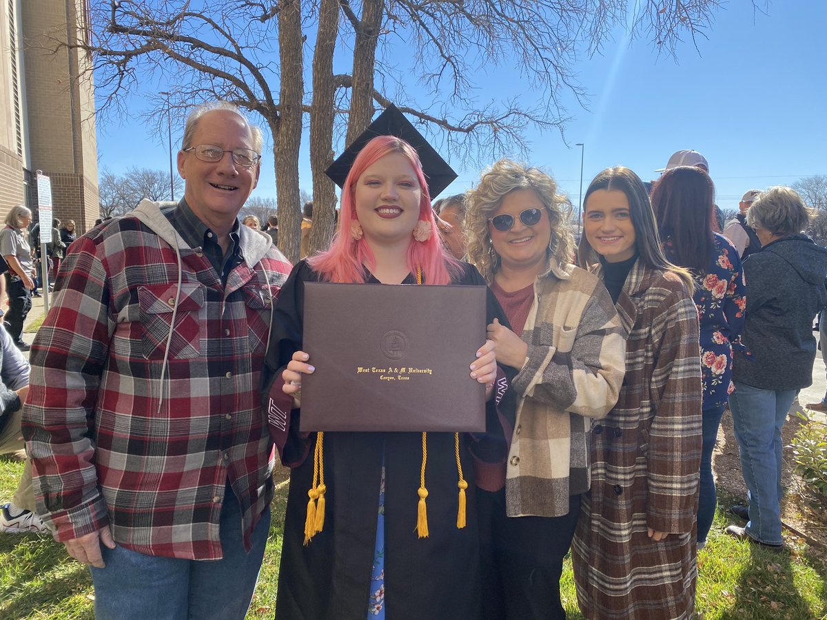 PoorKimberly's tweet photo. We have a graduate of West Texas A&amp;M in the family!  So proud of Savannah!  The future is bright! https://t.co/RdE9p5AdfX
