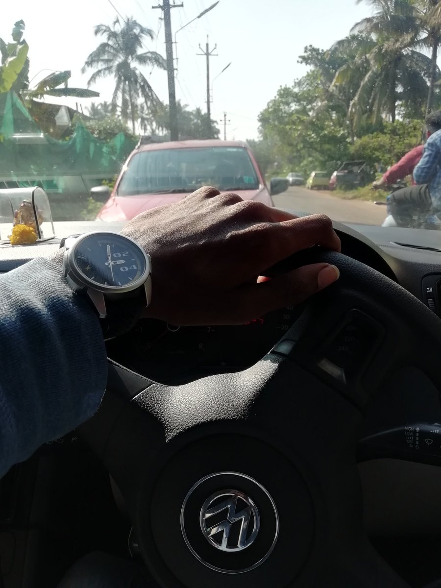 nottnnice's tweet photo. I nvr tweet about real life stuff but i had to tweet bout how amazing it felt to drive this car nd what an awesome day i had
#pologt #Volkswagen #timespentwell https://t.co/CCjs3NdSlB