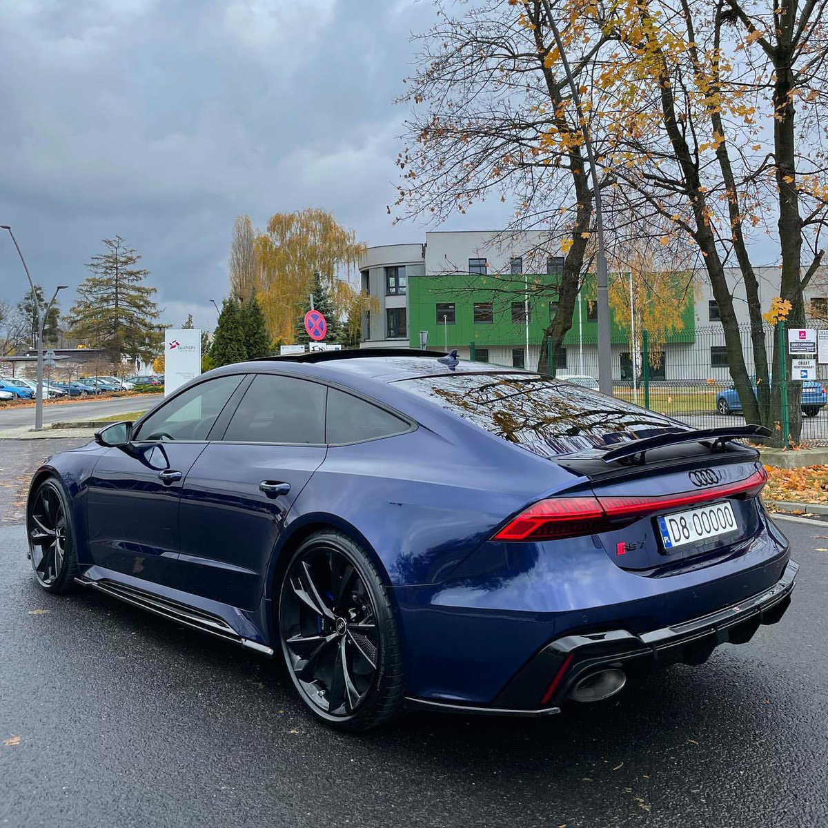 carpxrnpicx's tweet photo. Audi RS7 https://t.co/ZyuGd9zA81