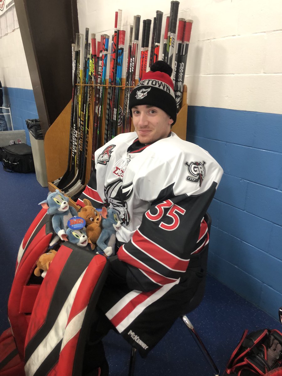 OJHLRaiders's tweet photo. 👏🏻THANK YOU👏🏻 

To everyone who came out and supported our Teddy Toss for the Miracle on Main Street and Making a Christmas Wish Come True with the @TheAngelProjec1 ! 

It was a huge succes and we could not of done it without all of you! https://t.co/jiPdLyS0oG