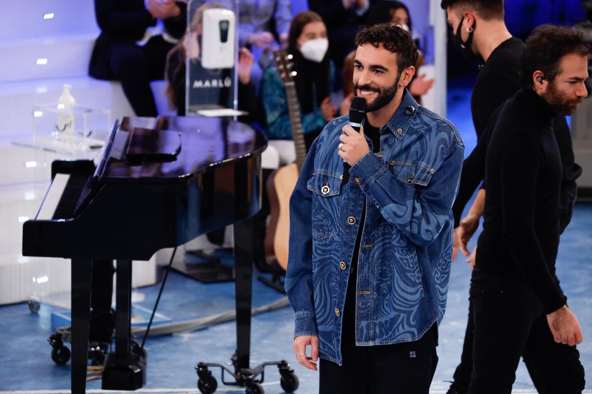 mengonimarco's tweet photo. Ora ad @amiciufficiale! #Amici21 #MengoniAmici21 https://t.co/eOXwDx4zQn