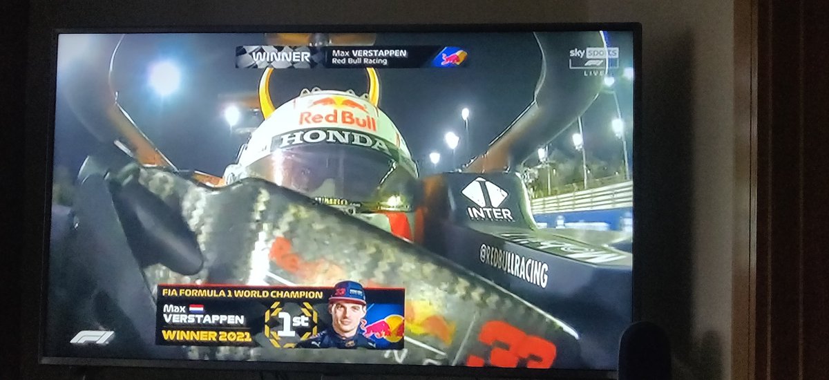 Ed Spaenij tweet media