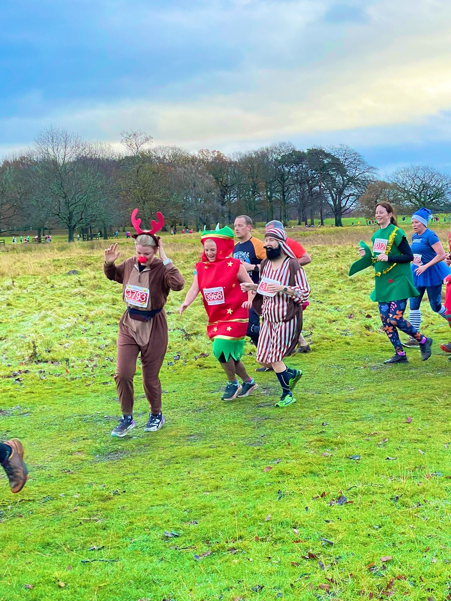 Ellis1Eddie's tweet photo. A beautiful morning watching Mrs E @luce100 complete the 10k @tatton_park #yuleyomp π
πΌ https://t.co/TPgqhKMrK8