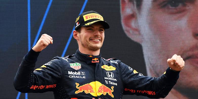 Well deserved win by <a href="/MaxVerstappenB1/">Max Verstappen Brasil</a> 
#Bravo 
#F1Finale 
#FormulaOne