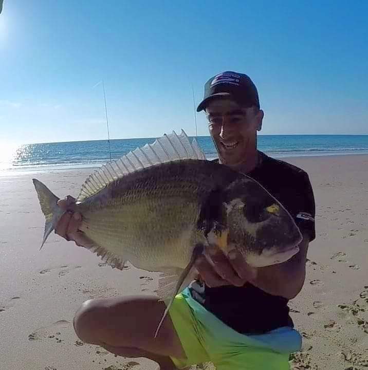 elitefae's tweet photo. Dorada XL costa de Cádiz 💙🎣 https://t.co/7hzh1O8WDu