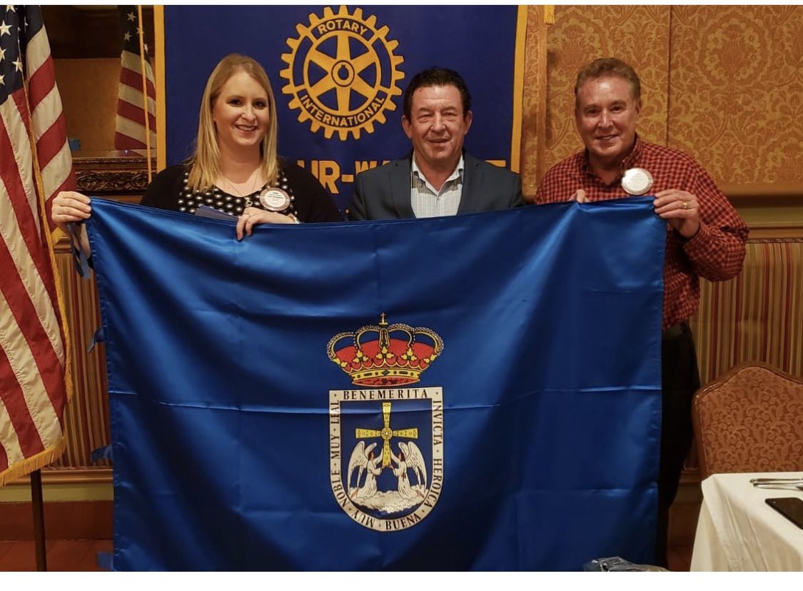 ClubYbor's tweet photo. We exchanged flags
with our sister city Rotary Club of
Oviedo in Spain. Thanks to Joseph
Pardo for visiting our club as we
continue this special relationship
that began 30 years ago! @Rotary @RotaryD6890 https://t.co/xEi4NblZ48