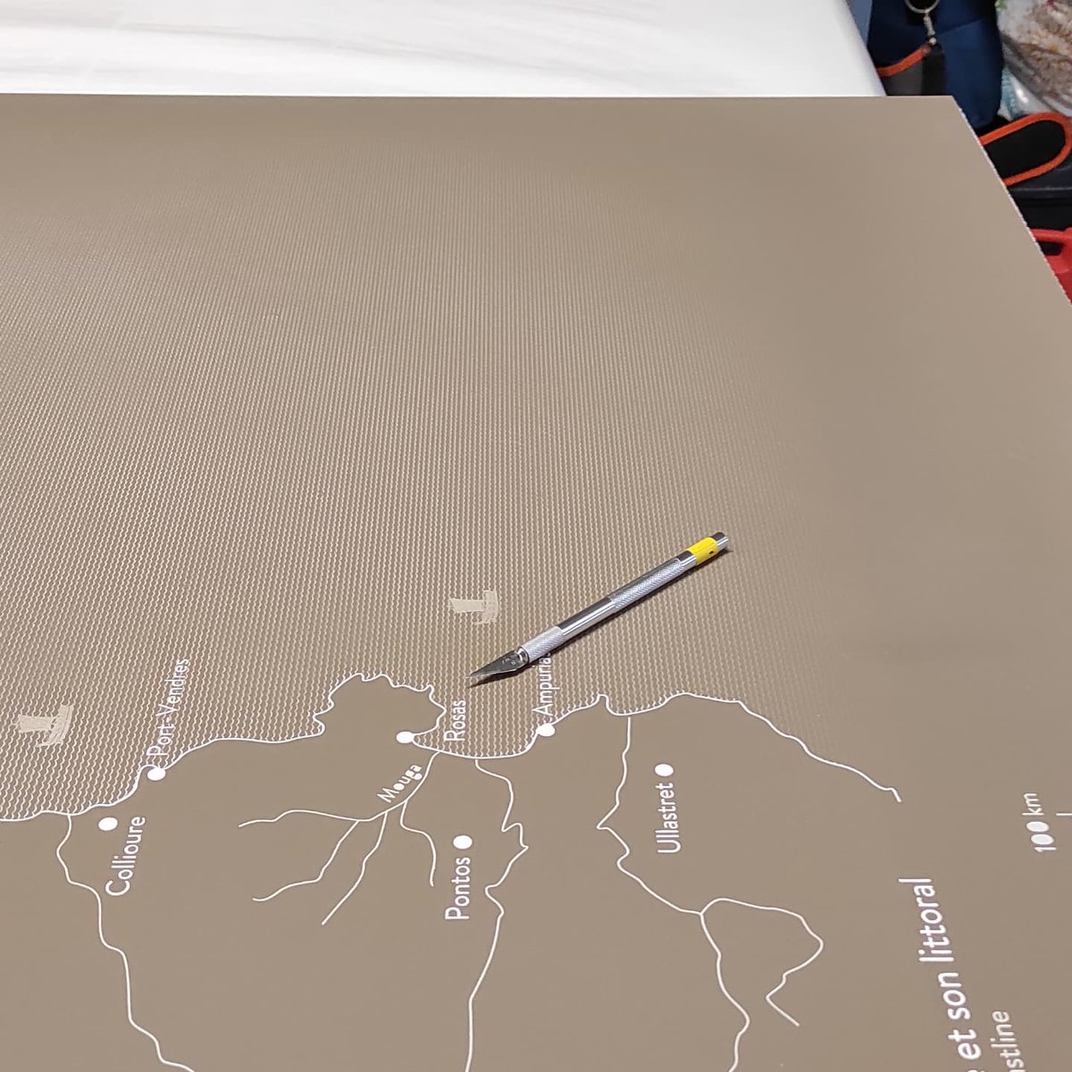 ateliermuseo's tweet photo. Réalisation de prototypes @pochoir @serigraphie @museographie https://t.co/GqAgSstEhs
