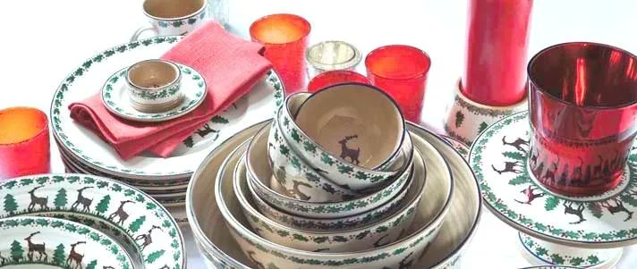 Our Reindeer pattern is a timeless take on the winter holidays. Mix it in with our Green or Red Lawn pattern to creative a festive table bit.ly/2SWUKy3 #nicholasmosse