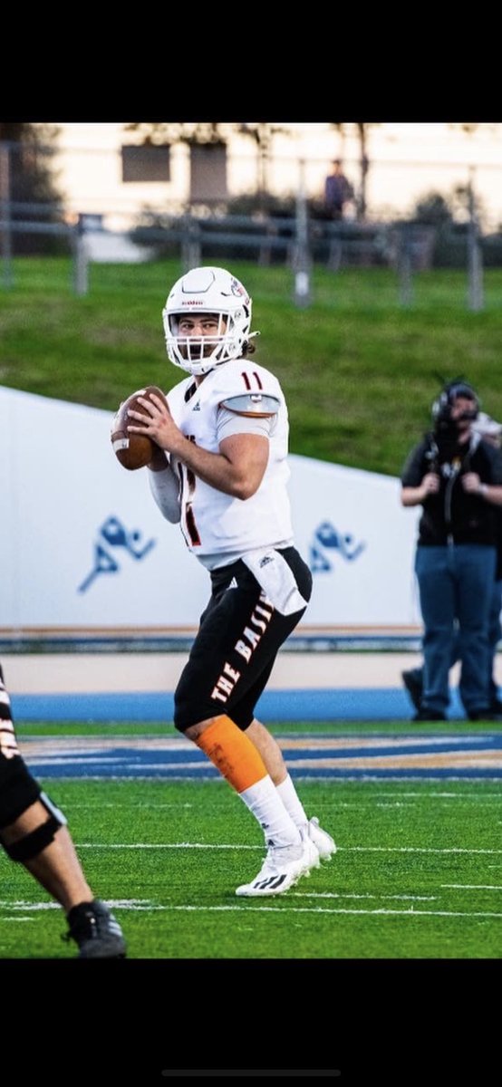 ClayRoberts11's tweet photo. Never would have thought I would have ended up in Odessa, Texas… forever grateful that I did. Much love UTPB 🧡🖤 #11out https://t.co/5NPwaPPcOq