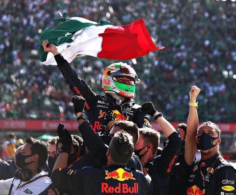 MexicanF1Power's tweet photo. It was great season from @SChecoPerez with new team and absolutely different car. Checo did his best and we’re so proud for 1 win, 4 podiums, 2 fastest laps… And many more still to come! #SuperCheco #NeverGiveUp https://t.co/u6z4Ez6zZc