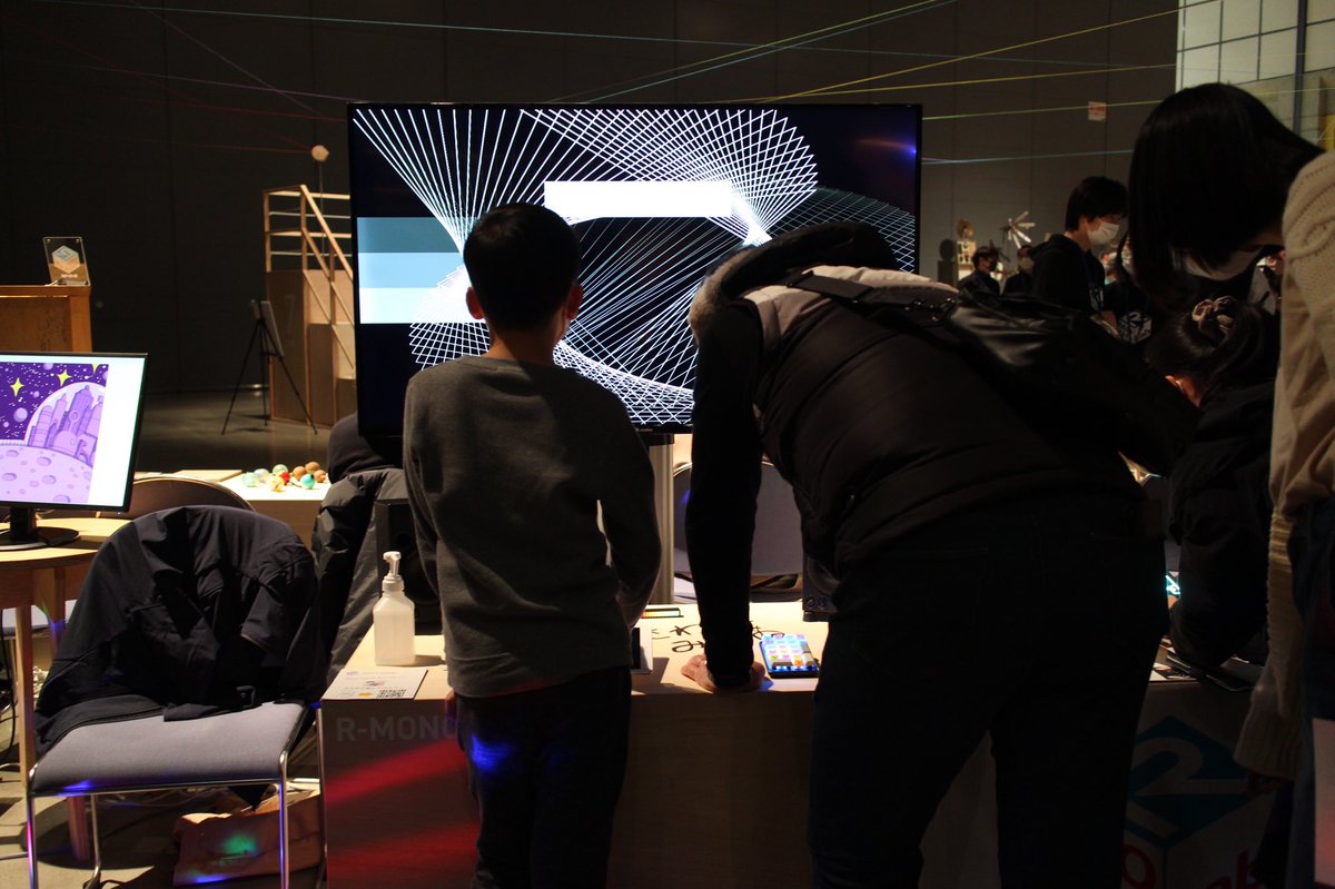 sascacci's tweet image. 2日目無事終了。お疲れ様でした！
touch:waves free app 👉 sascacci.com/touchwaves/
#サウンドデザインフェスティバル 
#touchwaves #webaudio