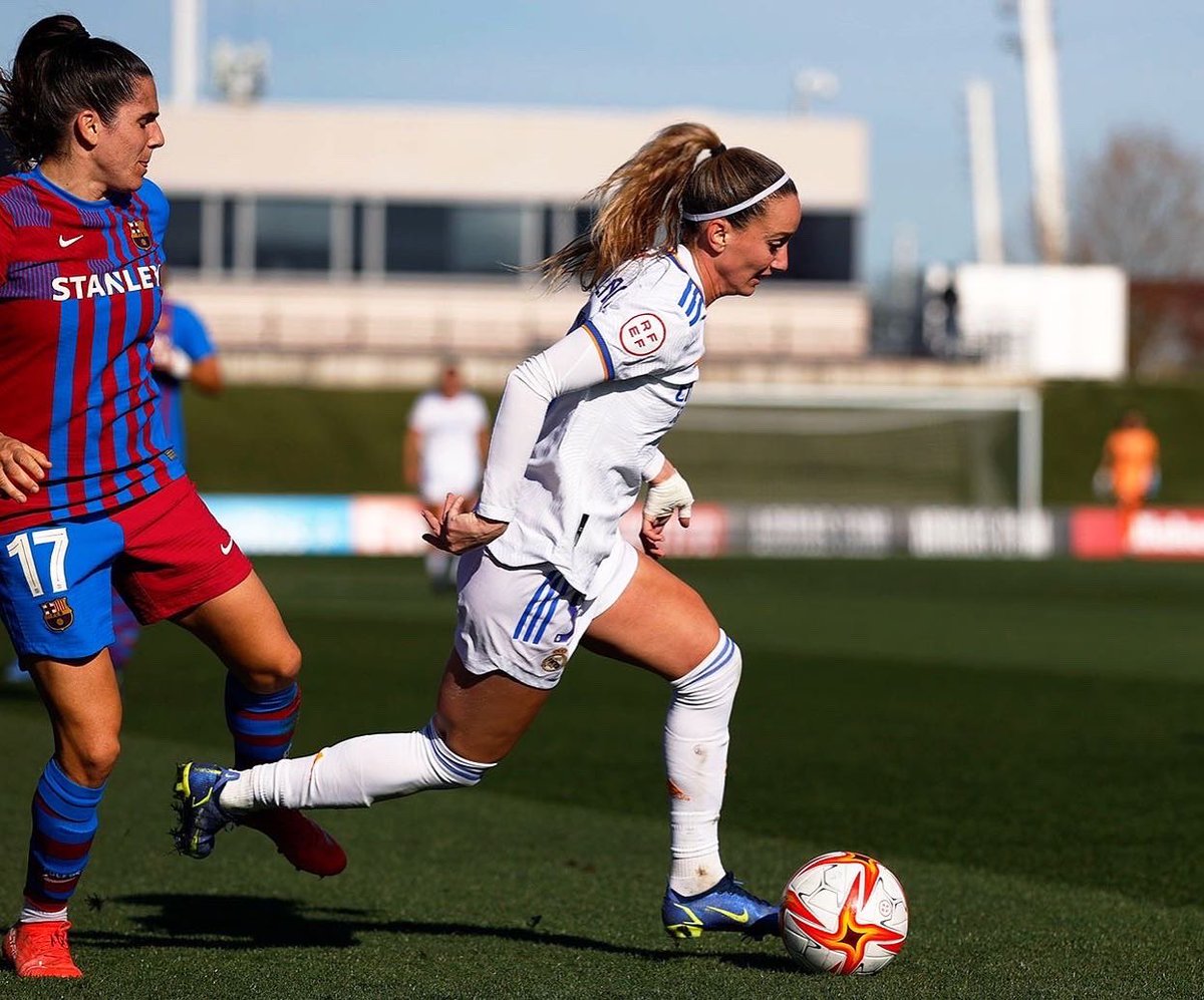 KosovareAsllani's tweet photo. 1-3 loss vs a good side. A seguir luchando equipo y gracias por el apoyo #rmfans 🤍 https://t.co/WPbJNqZc9c
