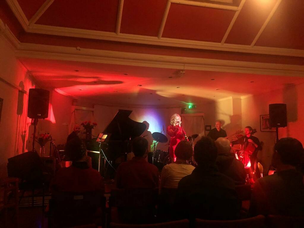 flynnites's tweet photo. Had a great time last night at this gig, intimate and inspiring great job by all the artists and everyone involved with the production https://t.co/TizDyShG3r https://t.co/Z9ZAx0BKfr