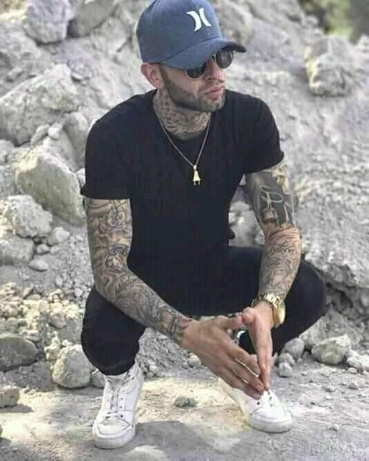 official_tebza's tweet photo. ONE OF THE REALEST ONE IN THE GAME @ChadDaDon, THE LEGEND CAN NEVER BE SILENCED. 🙏🙏🙏🙏🙏💯
#YOU TOUCH ME
#VITORY
#SATIVA EP https://t.co/Q9lDLWVLFL