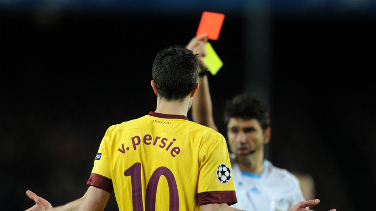 If you don’t understand what happened in Formula 1. I’ll translate it into football terms. Lewis Hamilton is Arsenal. Max Verstappen is Barcelona. Michael Masi is the referee.