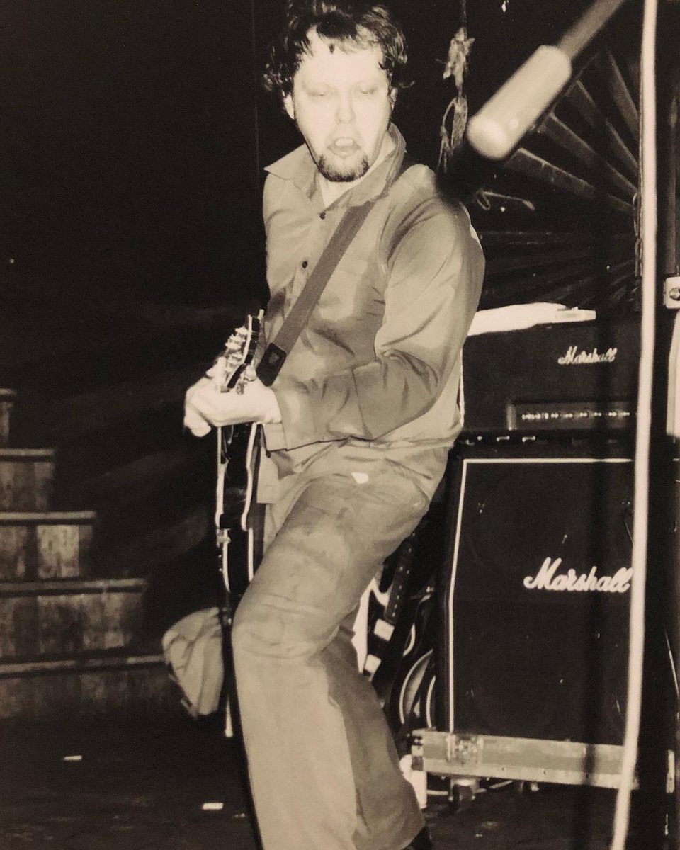 superdrag_sound's tweet photo. #MicHarrison at @theTroubadour West Hollywood, CA, August 3, 2002. π· Mel Martinez @MicHarrisonatHS #Superdrag https://t.co/PYtiPlMFlH