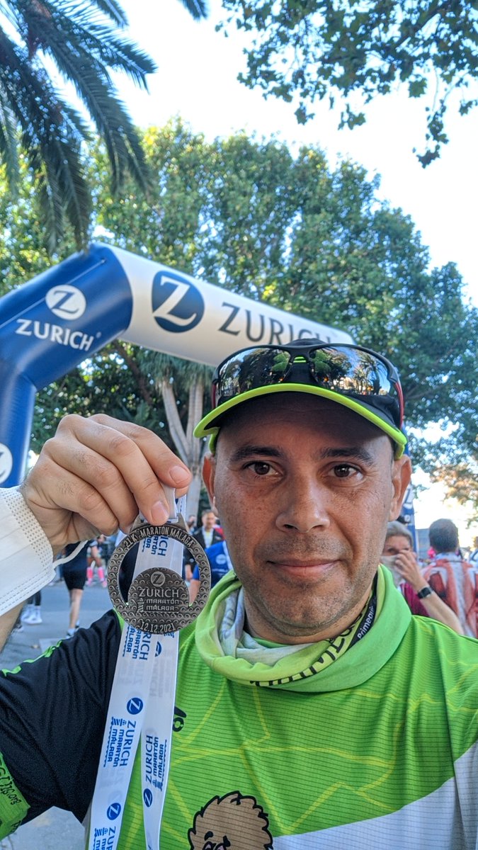 LuisMtnezm's tweet photo. Media Maratón completada. Ha supuesto un reto de superación personal: de no poder correr a completarla en unos meses. 
Gracias a mi familia, al Club Primeguis, a FisioNostrum y Clínica del Pie María Zafra.
¡Va por todos!

@FisioNostrum  
@clubprimeguis 
@maratonmalaga https://t.co/4fZkpN2oWh