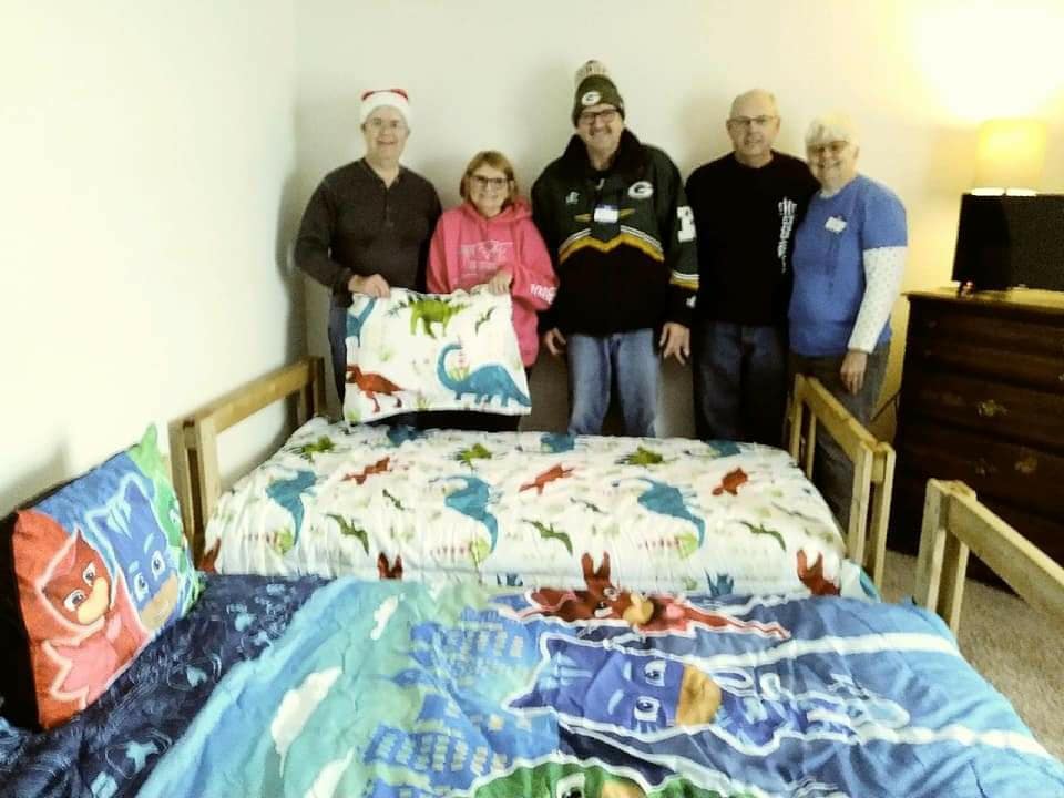 FDLfirefighters's tweet photo. 😍 This is another great example to show how our donations stay in our community! We are happy to keep our relationship with Sleep in Heavenly Peace - WI, Fond du Lac running strong 👏

#CitizensForASaferFondDuLac 
#fdlfirefighters https://t.co/OW4bh3CCdR