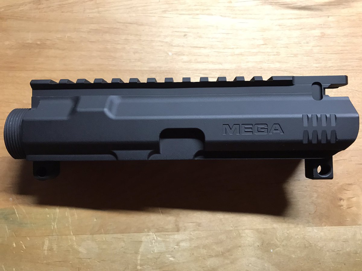 masaaki2514's tweet photo. #DAS #GDR15 #MEGAARMS
試したところ案の定シアを避ける為に後部ピン穴の大加工、そしてピストンの穴サイズが合わない https://t.co/tmiRXarYuA