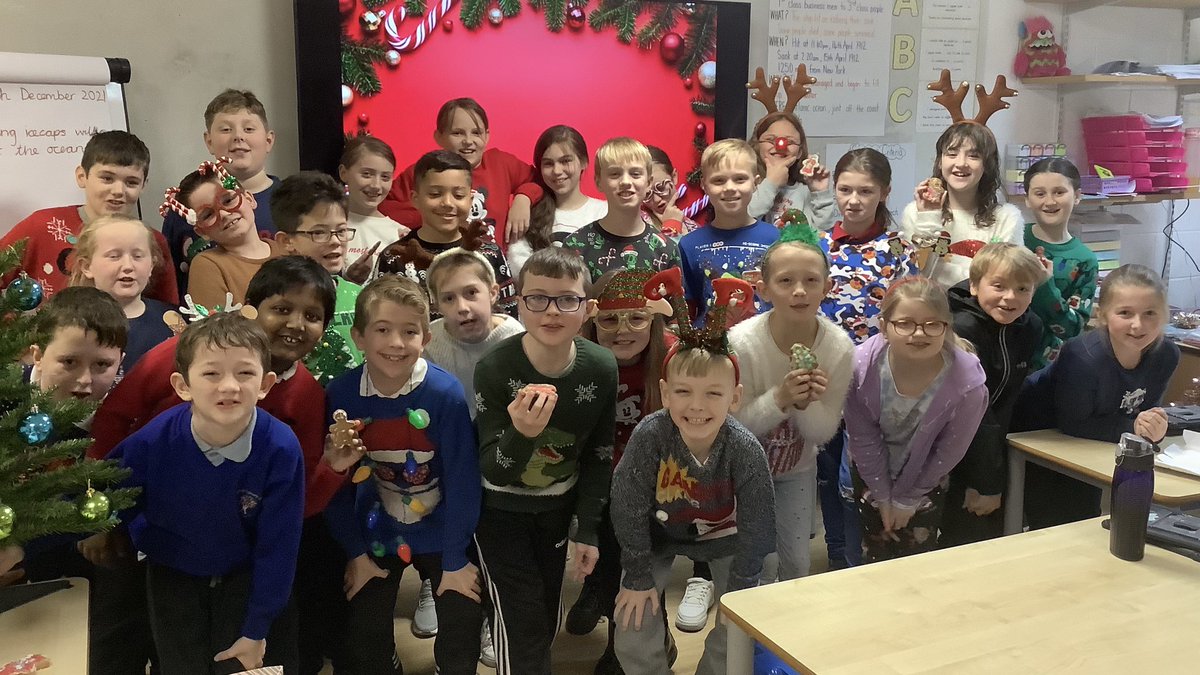 Layton_Year5 tweet media